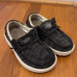 Hey Dude Toddler Size 9 in Black